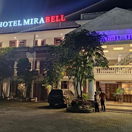 Mirabell Hotel & Convention Hall Malang Luaran gambar