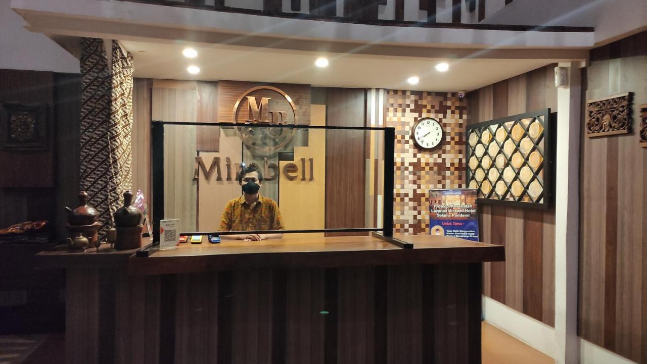 Mirabell Hotel & Convention Hall Malang Luaran gambar
