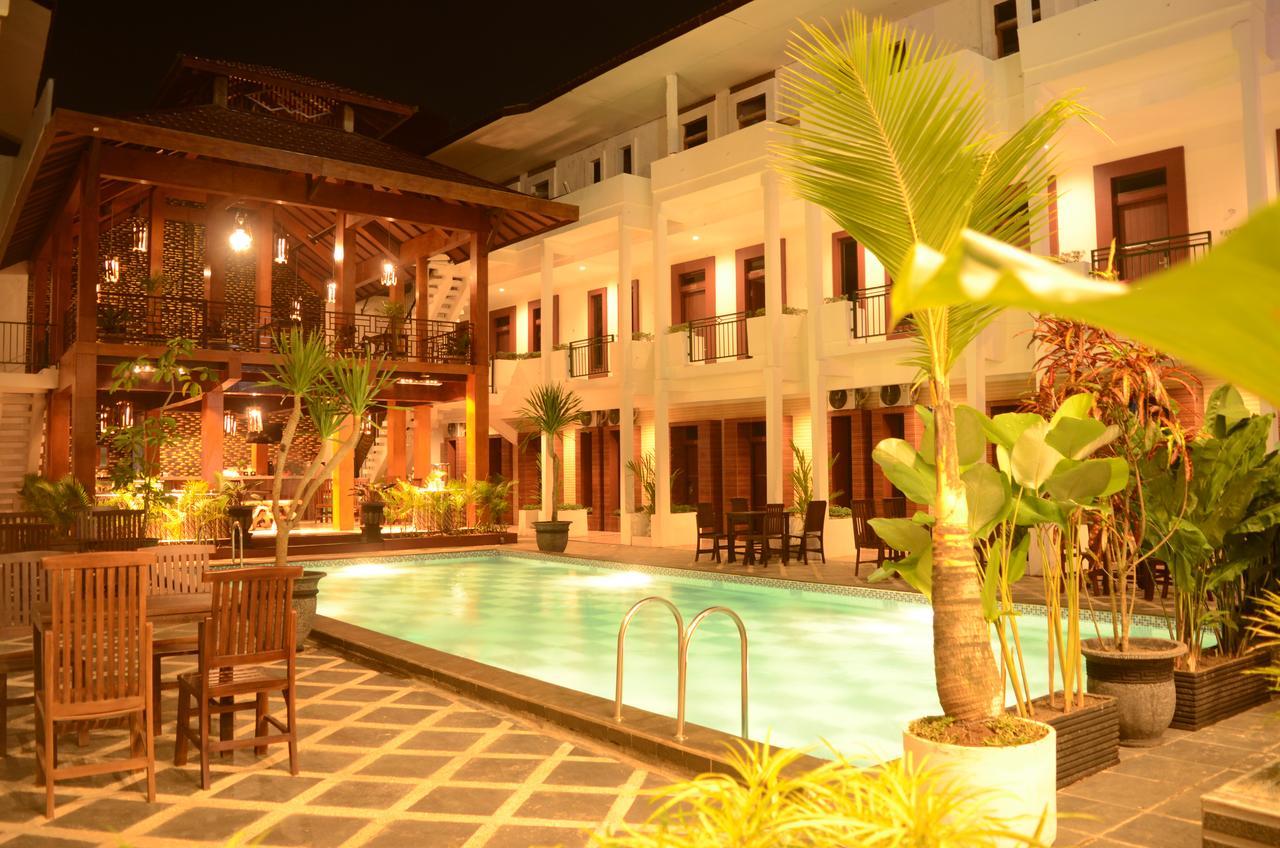 Mirabell Hotel & Convention Hall Malang Luaran gambar